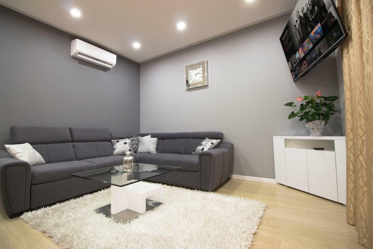 Apartment Deluxe Nana Μακάρσκα Εξωτερικό φωτογραφία